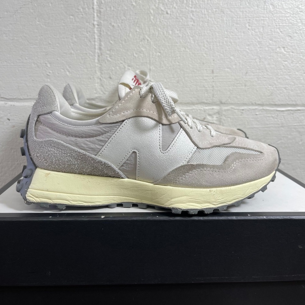 New Balance 327 U327WRB Sea Salt Raincloud Sneakers Lace up Women's Size 7 D